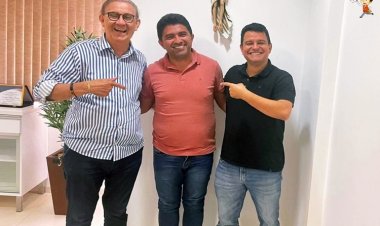 EM ASSARÉ O ATUAL PREFEITO LIBÓRIO LEITE DESPONTA COMO FAVORITO PARA A REELEIÇÃO EM 2024