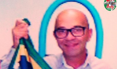 Homem explode bomba na praça dos três poderes em Brasília