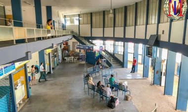 MULHER ARGENTINA DESTRÓI IMAGEM DO PADRE CICERO NA RODOVIÁRIA DO CRATO